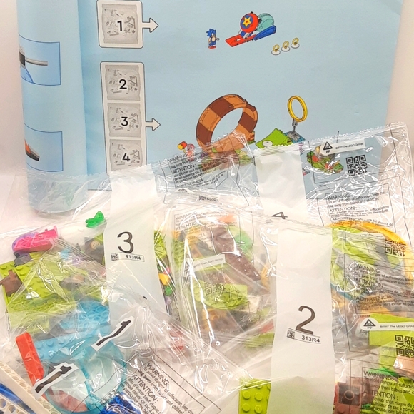LEGO Sonic the Hedgehog Green Hill Zone Loop Challenge COMPLETE WITH BOX DAMAGE - Picture 5 of 16